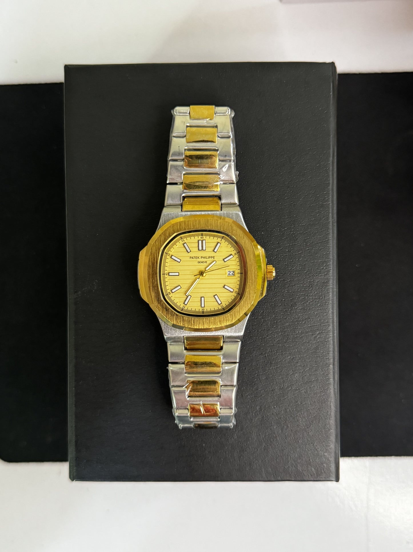 Patek Philppe Nautilus + Free Premium Box