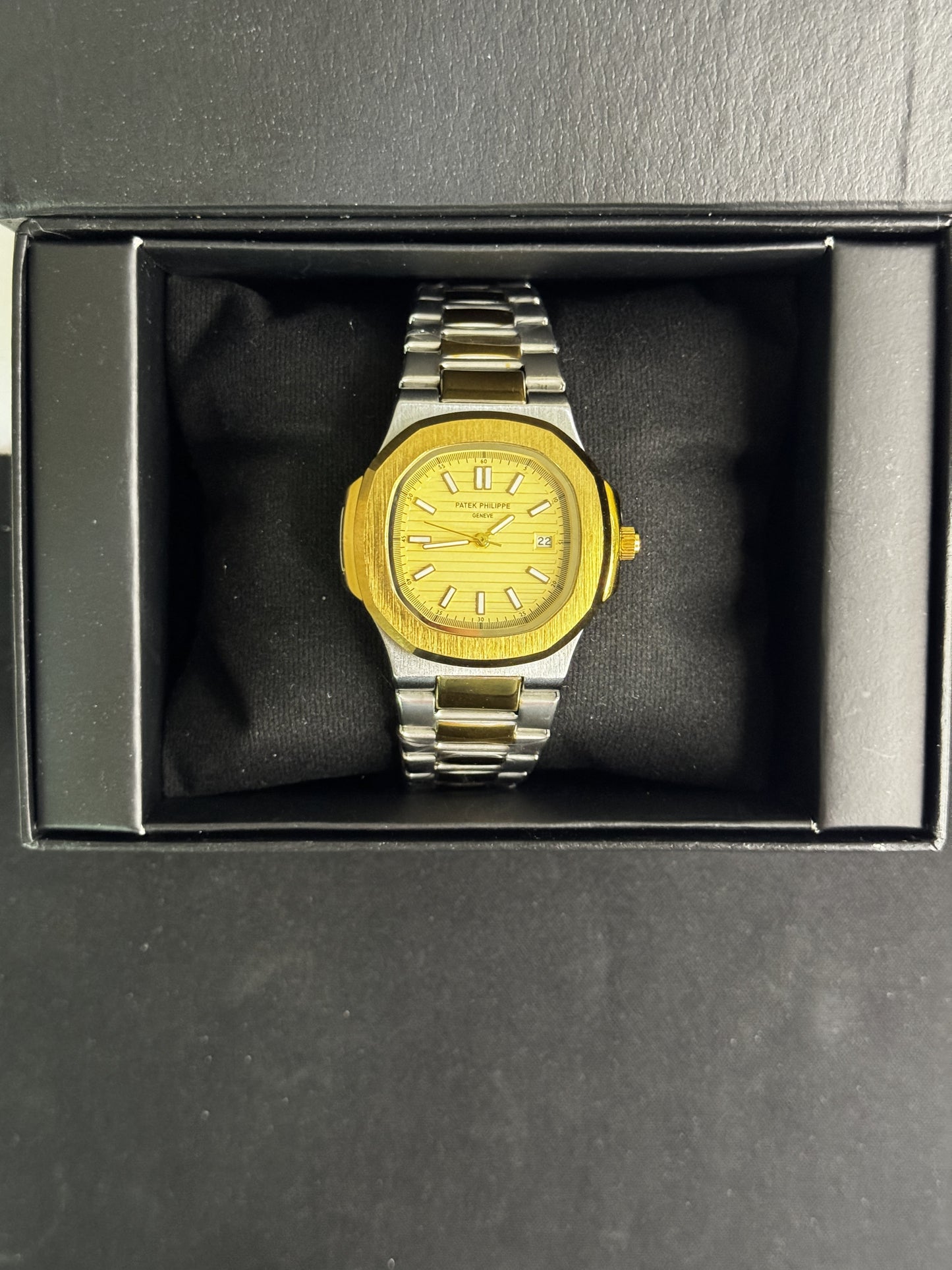 Patek Philppe Nautilus + Free Premium Box