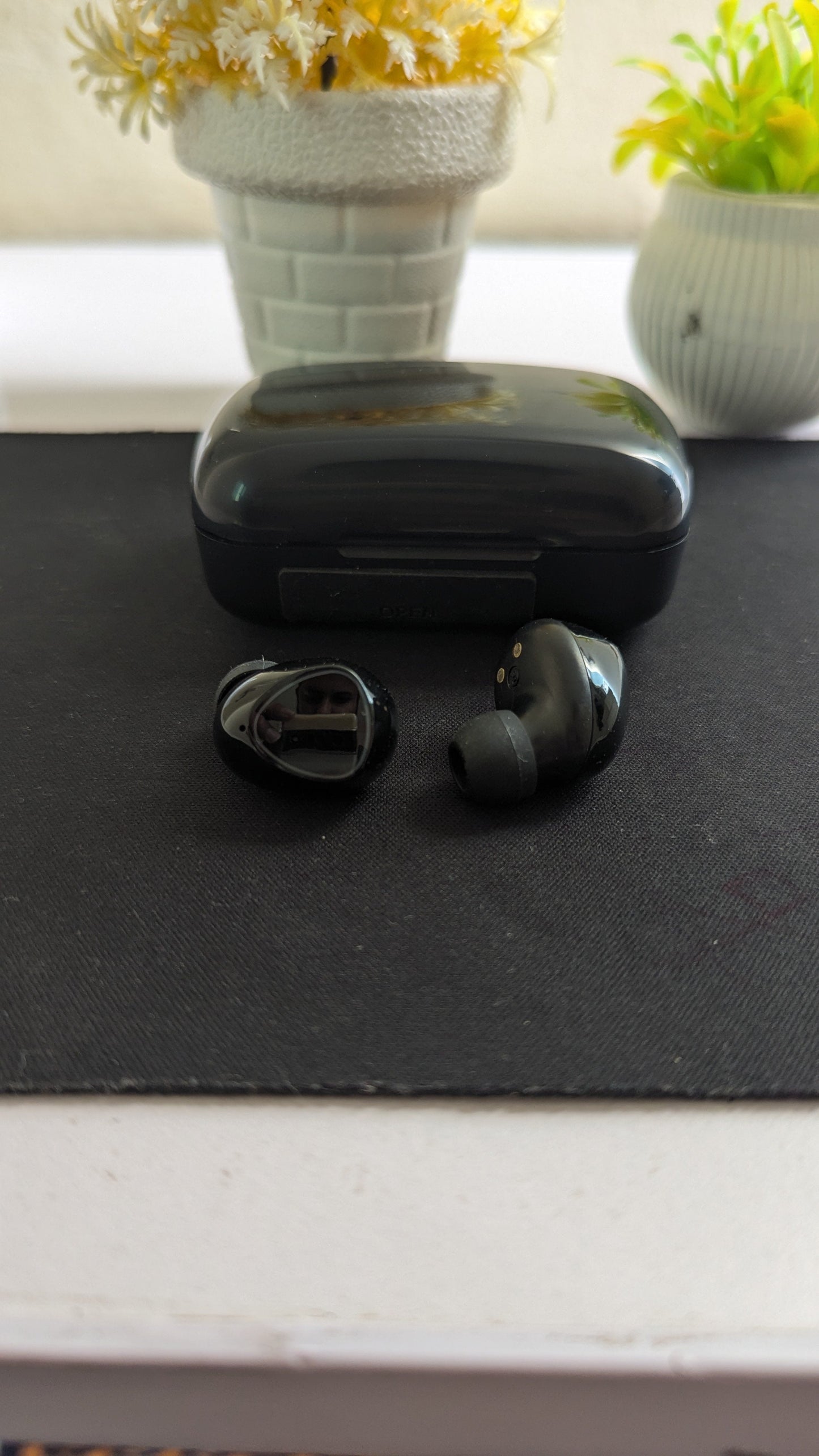 M10 TWS Earbuds with Power Bank